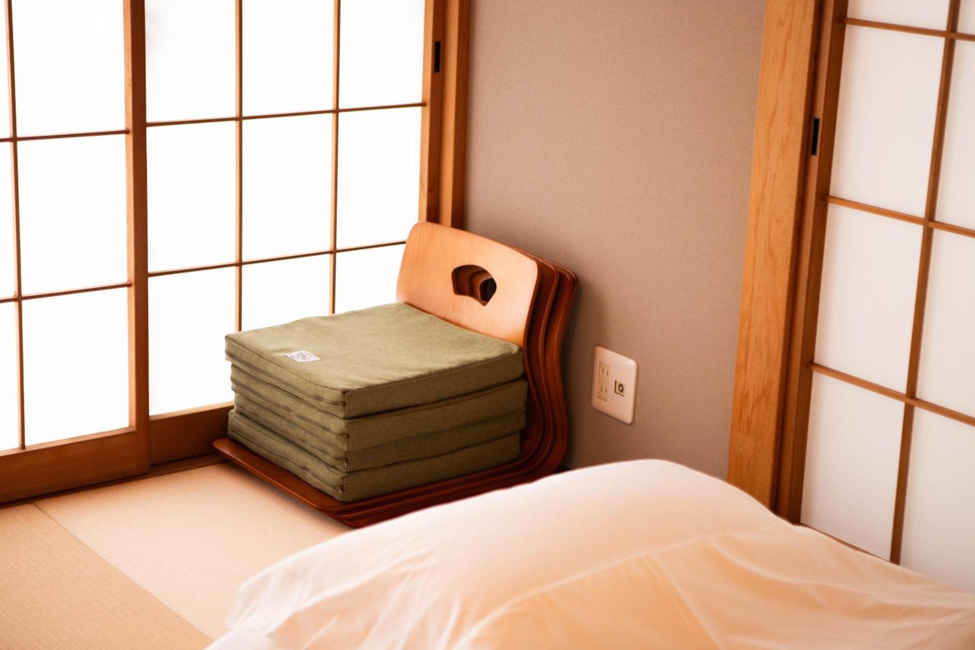 Blessing Guest House Funabashi Exteriör bild
