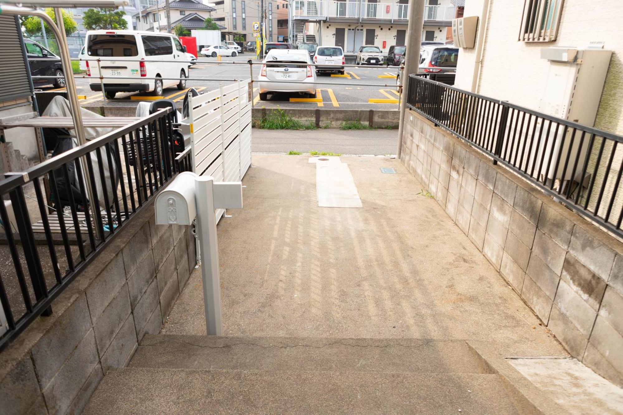 Blessing Guest House Funabashi Exteriör bild